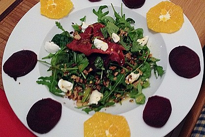 Rote Bete-Salat mit Ziegenkäse 30