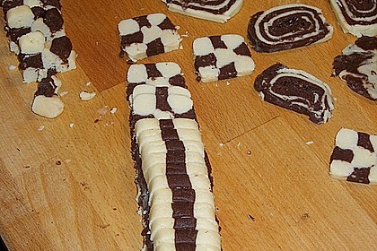 Sandiges Schwarz - Weiß Gebäck 32