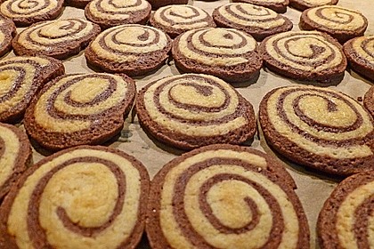 Sandiges Schwarz - Weiß Gebäck 13