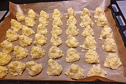 Kokos - Mandel - Marzipan - Berge mit Schokogipfel 9