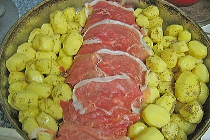 Mediterraner Hackbraten mit Oregano - Kartoffeln 3