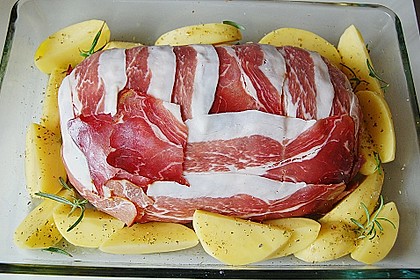 Mediterraner Hackbraten mit Oregano - Kartoffeln 10