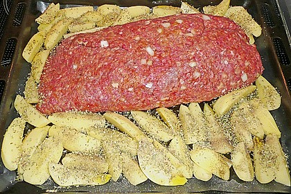 Mediterraner Hackbraten mit Oregano - Kartoffeln 28