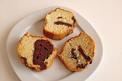 Marmorkuchen mit Öl und Mineralwasser 1