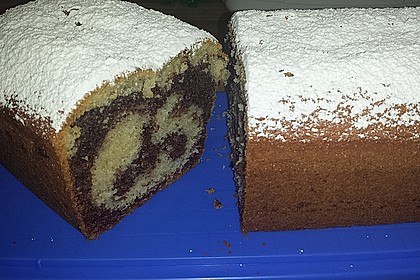 Marmorkuchen mit Öl und Mineralwasser 2
