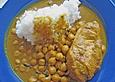 Indisches Curry mit Huhn und Kichererbsen