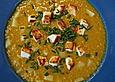 Milde rote Linsensuppe mit gebratenem Schafk&auml;se