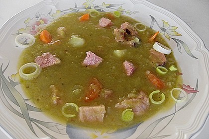 Deftige Erbsensuppe mit Kassler 2