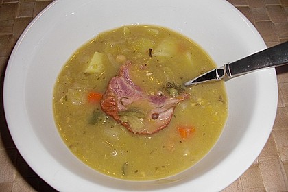 Deftige Erbsensuppe mit Kassler 3