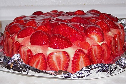 Erdbeer-Kuchen mit Vanillecreme 44