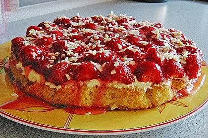 Erdbeer-Kuchen mit Vanillecreme 81
