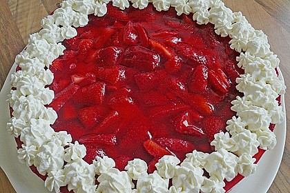 Erdbeer-Kuchen mit Vanillecreme 13