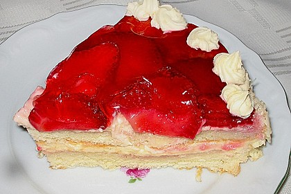 Erdbeer-Kuchen mit Vanillecreme 70