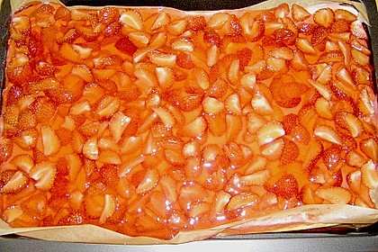 Erdbeer-Kuchen mit Vanillecreme 104