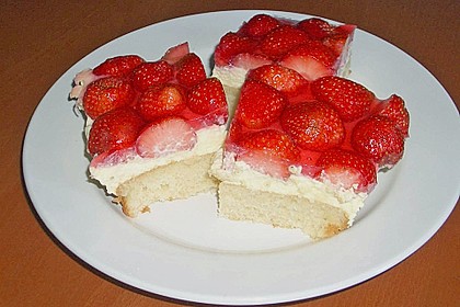 Erdbeer-Kuchen mit Vanillecreme 54