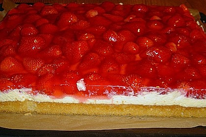 Erdbeer-Kuchen mit Vanillecreme 68