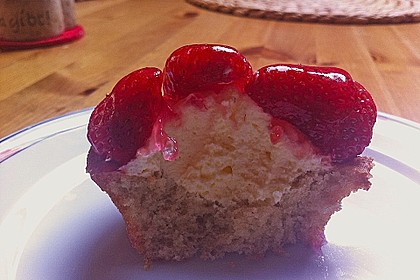 Erdbeer-Kuchen mit Vanillecreme 99