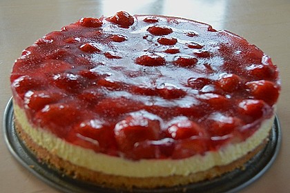Erdbeer-Kuchen mit Vanillecreme 85