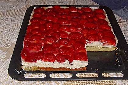 Erdbeer-Kuchen mit Vanillecreme 23