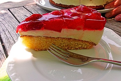 Erdbeer-Kuchen mit Vanillecreme 45