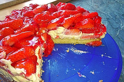 Erdbeer-Kuchen mit Vanillecreme 79