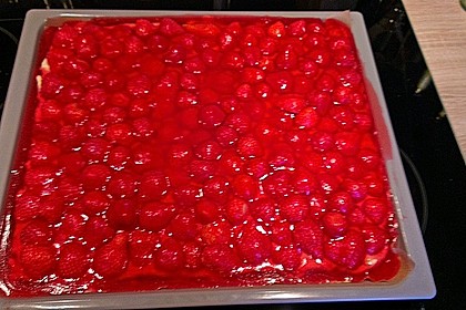 Erdbeer-Kuchen mit Vanillecreme 50