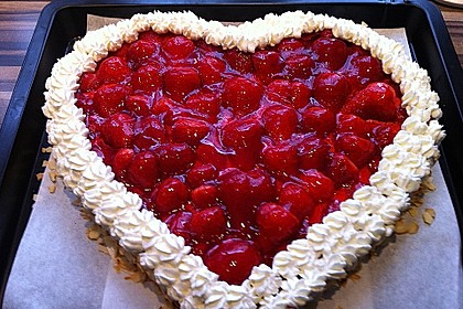 Erdbeer-Kuchen mit Vanillecreme 9