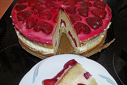 Erdbeer-Kuchen mit Vanillecreme 14