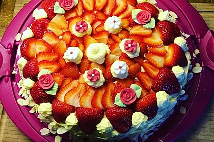 Erdbeer-Kuchen mit Vanillecreme 1