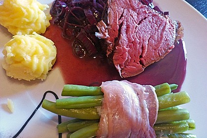 Rinderfilet auf Rotwein - Schalotten - Butter 17