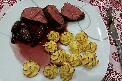 Rinderfilet auf Rotwein - Schalotten - Butter 3