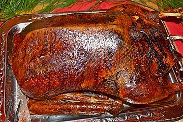 Gefüllte Weihnachtsgans