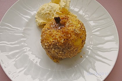 Brat&auml;pfel im Nussmantel 10