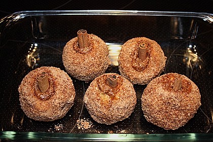 Brat&auml;pfel im Nussmantel 16