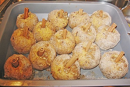 Brat&auml;pfel im Nussmantel 4