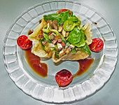 Apfel - Pinienkerne - Salat im Parmesank&ouml;rbchen (Bild)