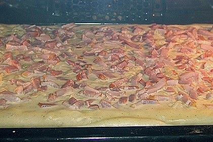 Dinnete mit Zwiebeln und Speck 4
