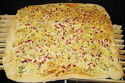 Dinnete mit Zwiebeln und Speck 5