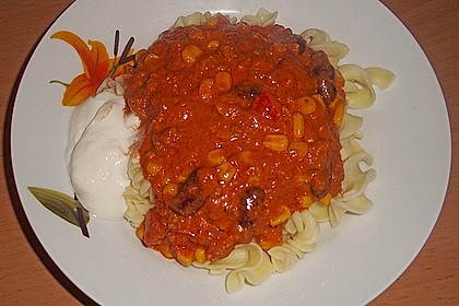 Cremiges Chili Con Carne mit Sauerrahm 6