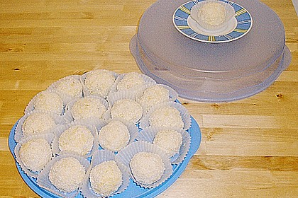 S&uuml;&szlig;e Schneeb&auml;lle 1