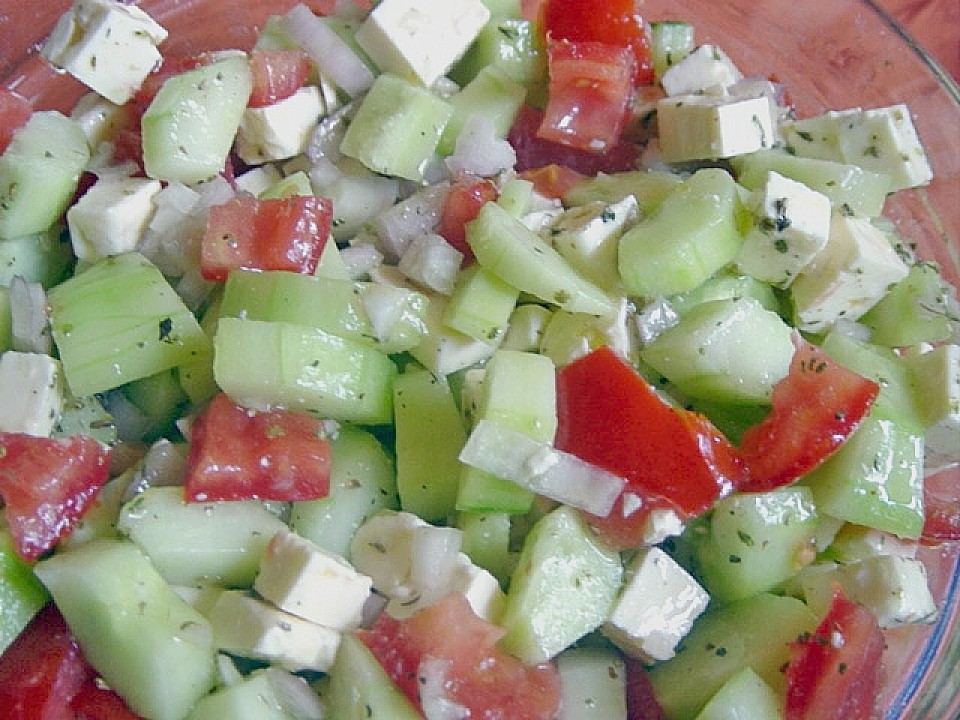 Tomaten - Gurken - Salat mit Feta (Rezept mit Bild) | Chefkoch.de
