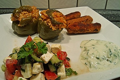 Tomaten - Gurken - Salat mit Feta 8