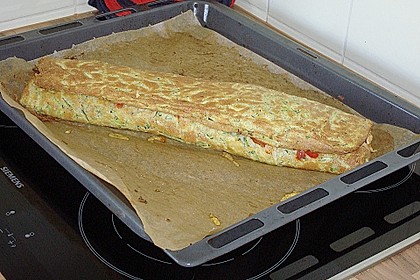 Zucchini - Roulade mit Basilikumsauce 7