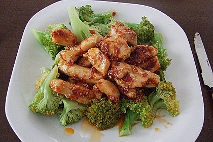 Honig - Hähnchenbrust mit Sesam und Broccoli