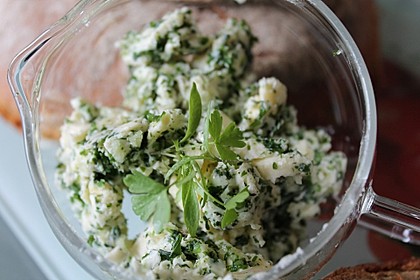 Kräuterbutter 11
