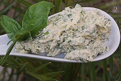 Kräuterbutter 9