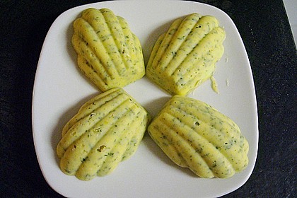 Kräuterbutter 24