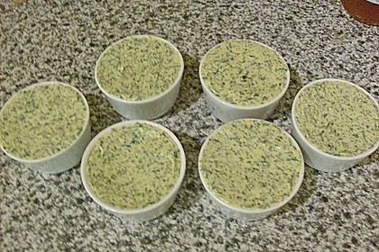 Kräuterbutter 36