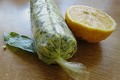 Kräuterbutter 43