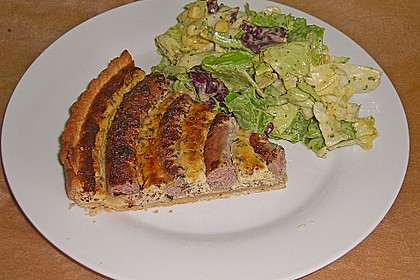 Bratwurst - Torte mit Senfkruste 10